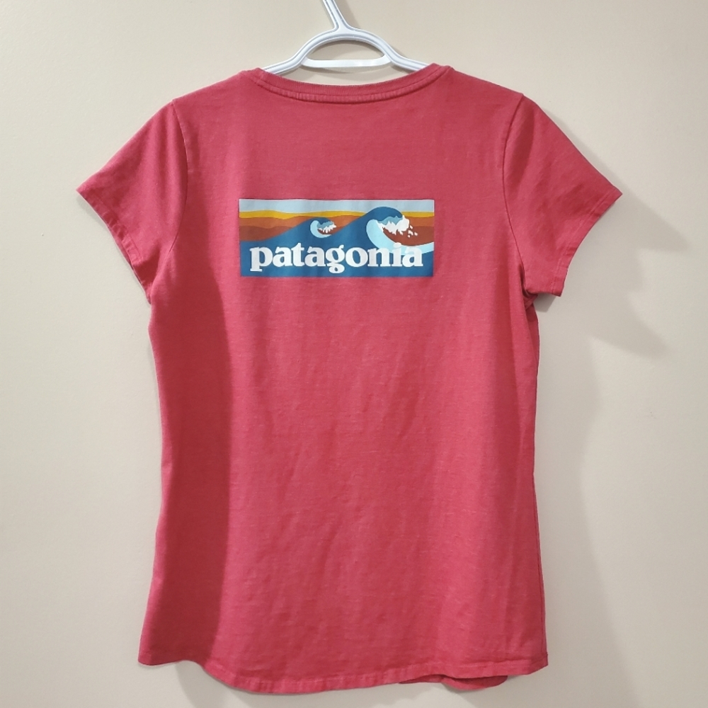Patagonia - Wave Logo Ladies tee - Size M